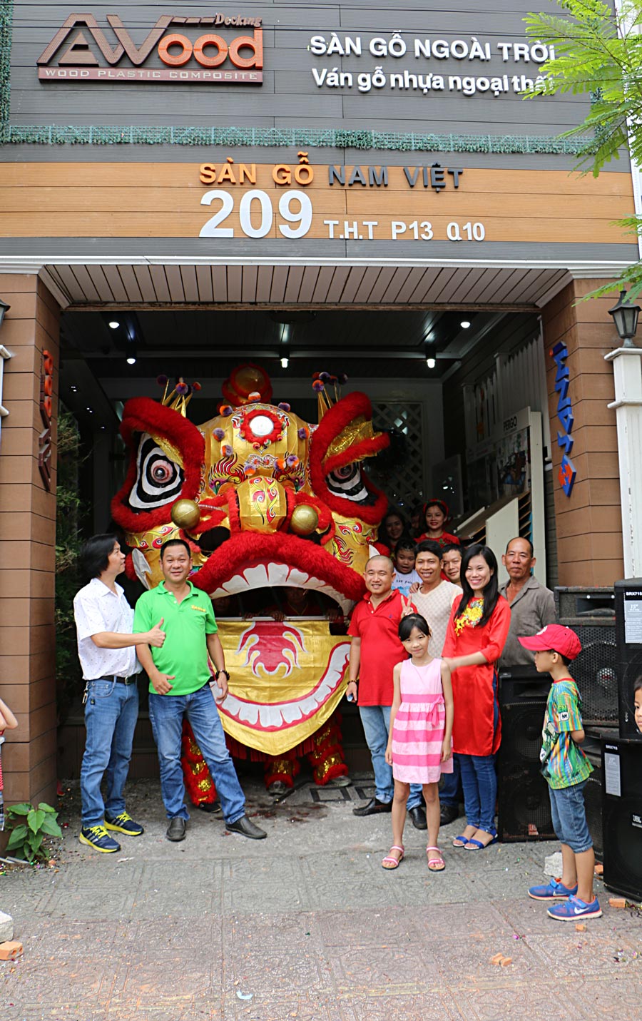 Khai trương Kho Sàn Gỗ Xuân Đinh Dậu 2017