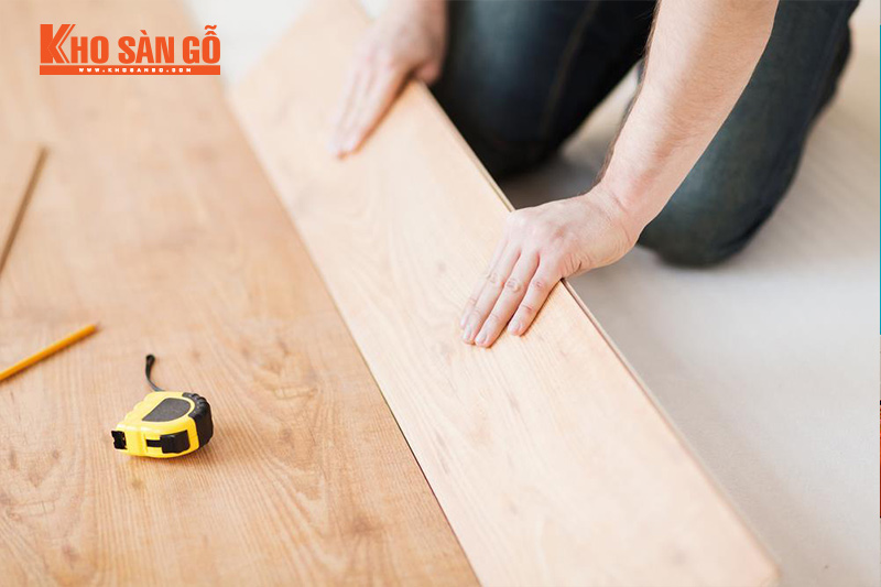 lắp đặt sàn gỗ nhanh chóng đúng kỹ thuật