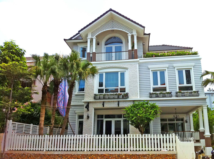 Hàng rào ngoài trời