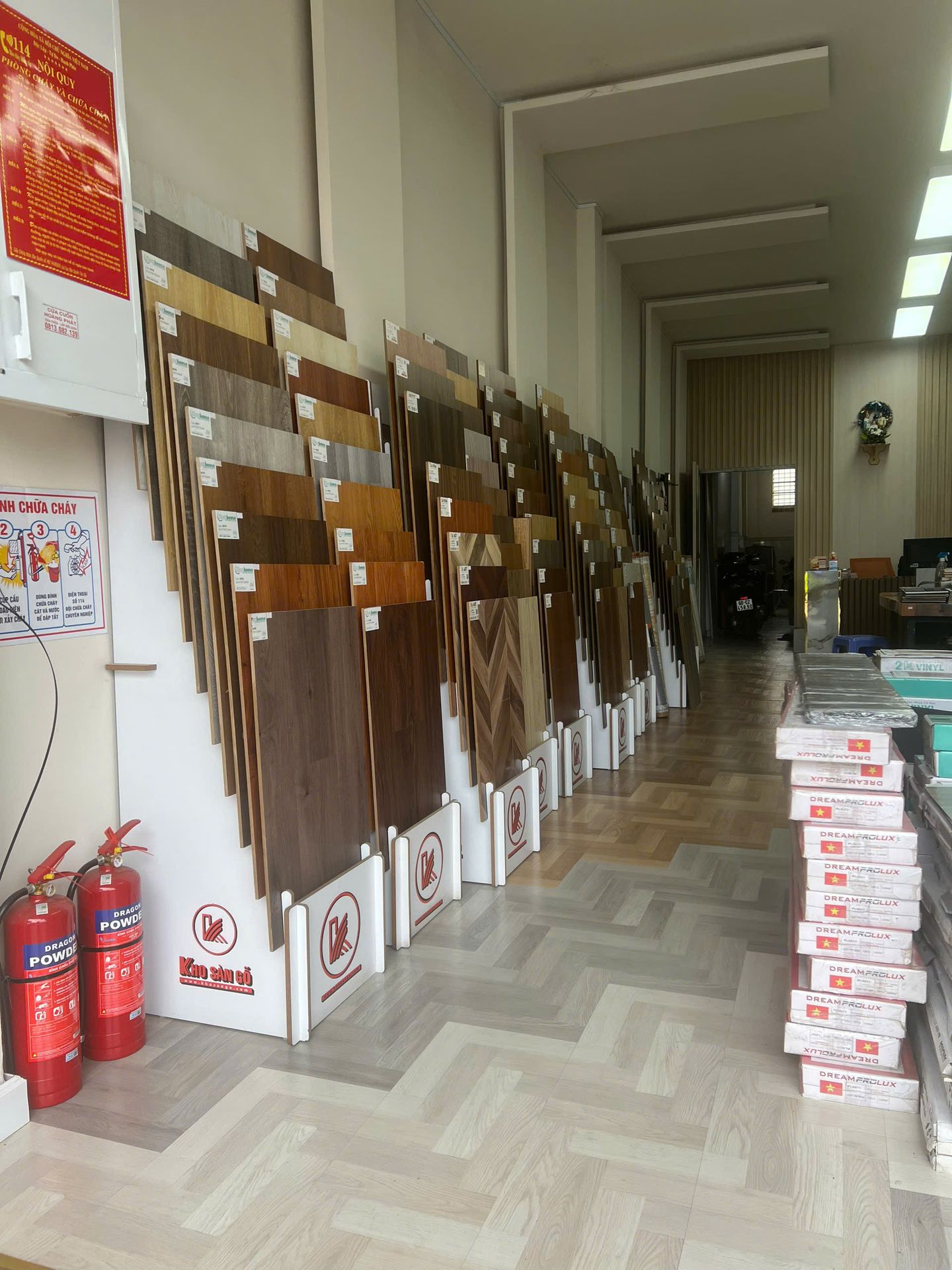kho sàn gỗ tại tân bình