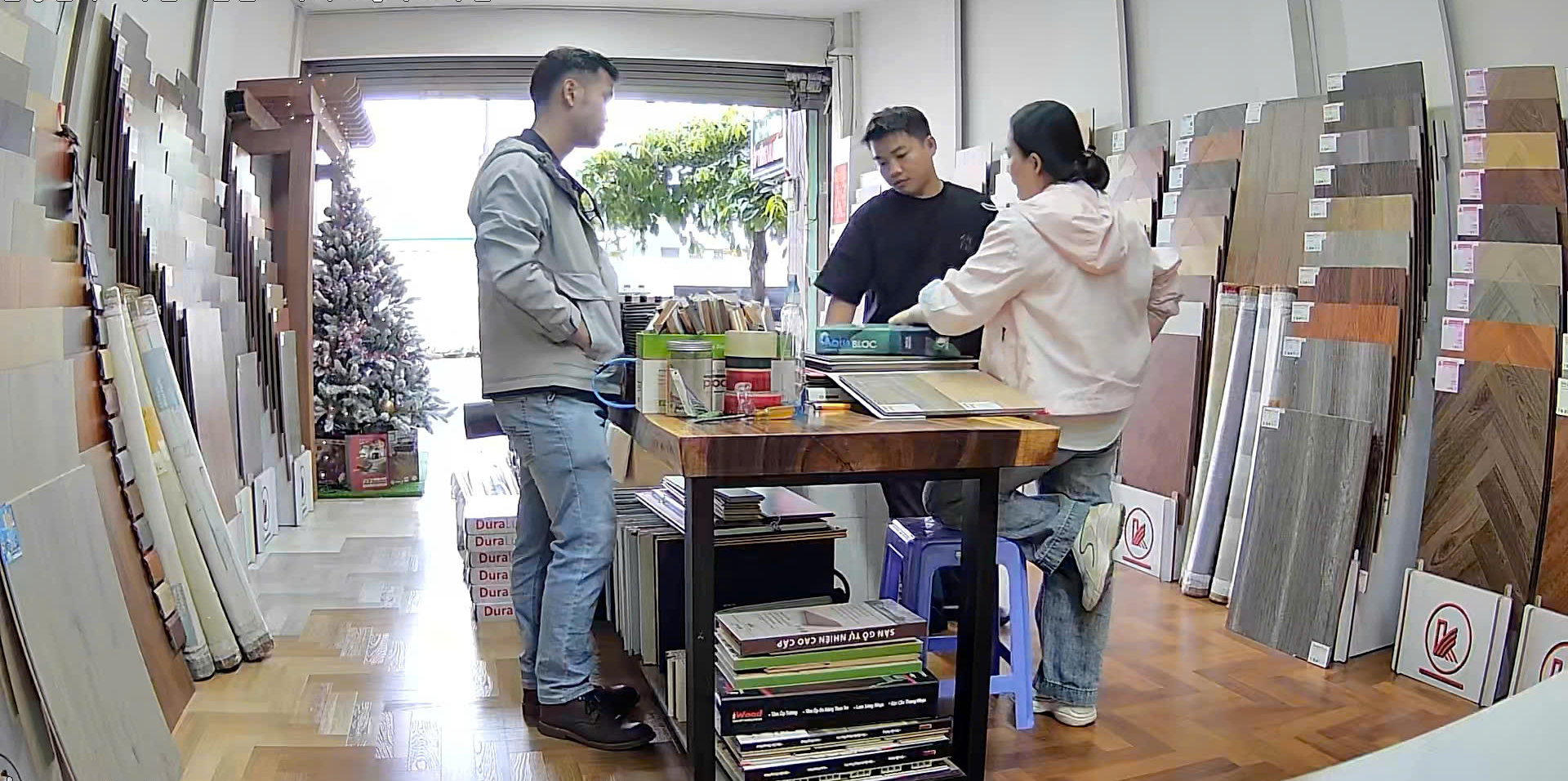 sàn nhựa tại kho sàn gỗ tân bình